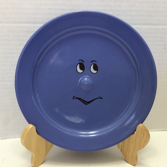 VTG Anthropomorphic 3D Face Ceramic Plate With Glossy Finish Purple - Picture 2 of 5